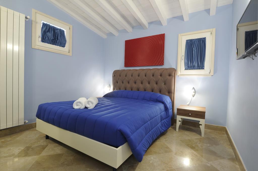 Palazzo Massari Hotell Lecce Exteriör bild