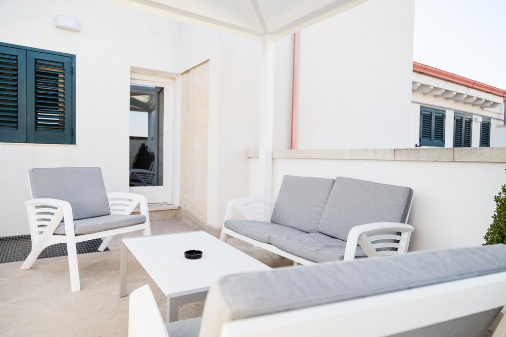 Palazzo Massari Hotell Lecce Exteriör bild
